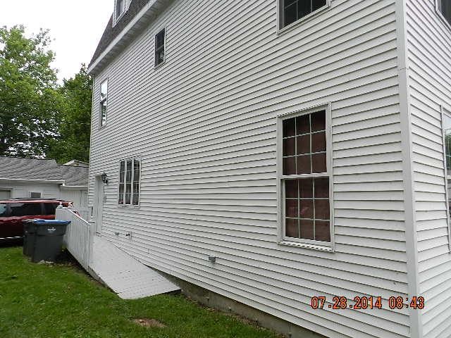 1023 S Lake Dr, Syracuse, IN 46567 photo 2