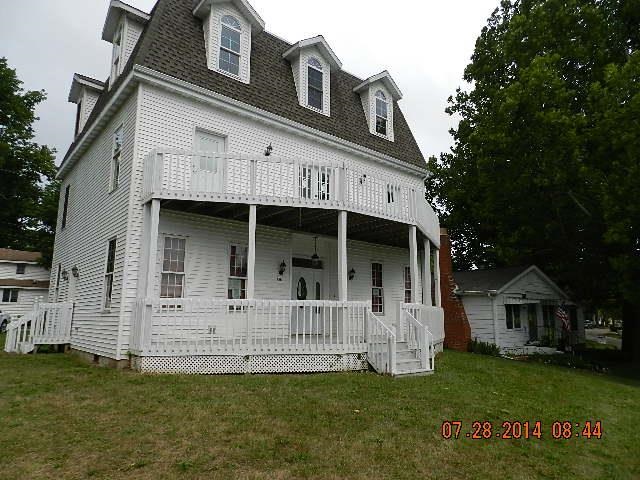 1023 S Lake Dr, Syracuse, IN 46567 photo 1