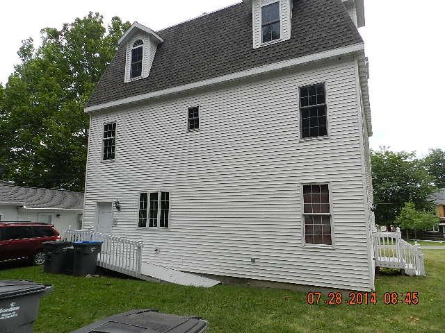 1023 S Lake Dr, Syracuse, IN 46567 photo 4