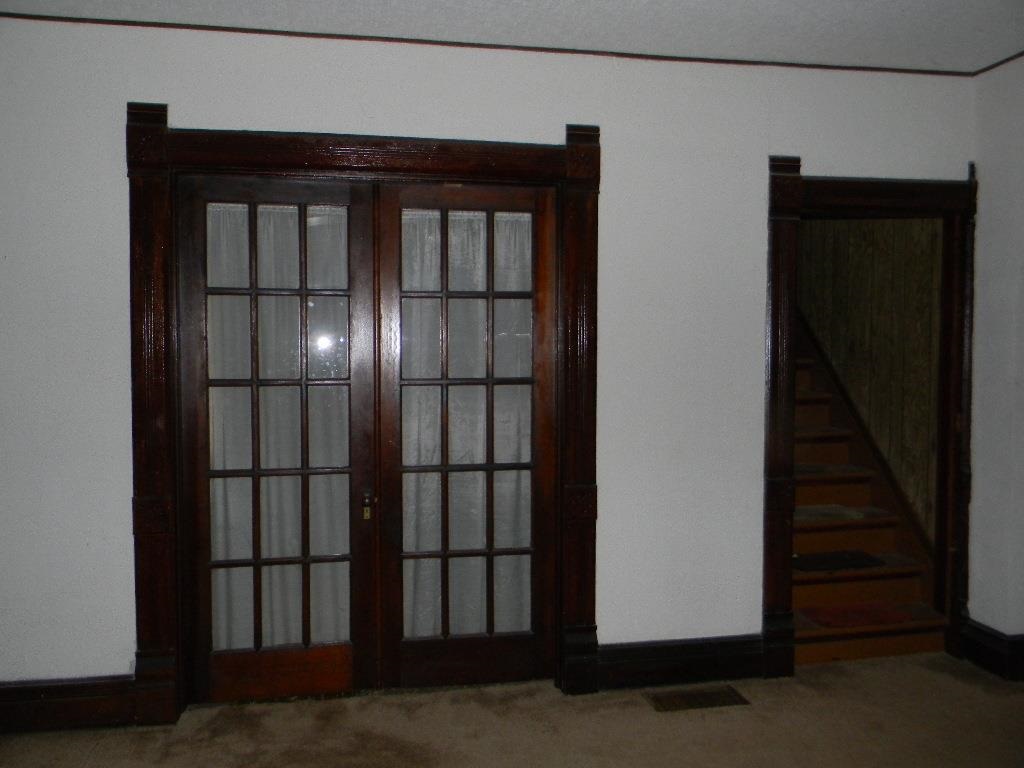 206 S Main St, Wolcottville, IN 46795 photo 18