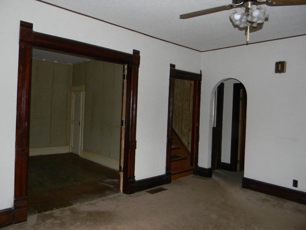 206 S Main St, Wolcottville, IN 46795 photo 12