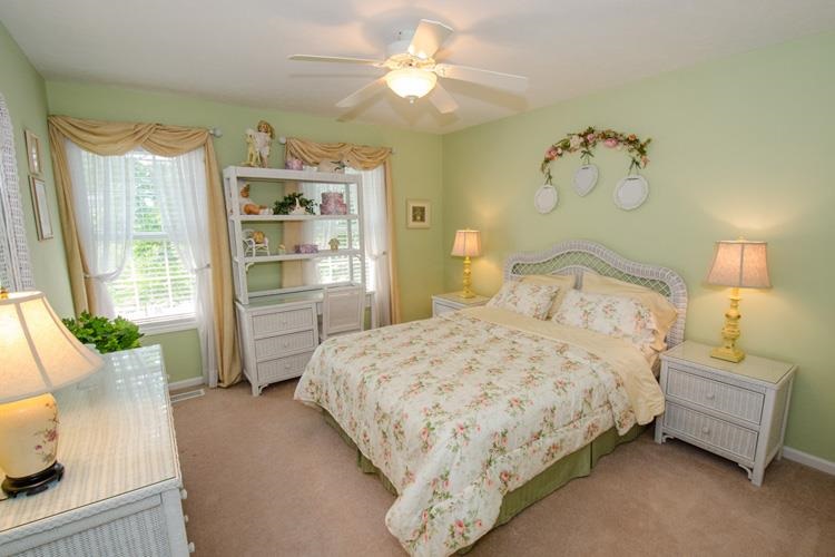 16985 Hidden Valley Dr, Granger, IN 46530 photo 17