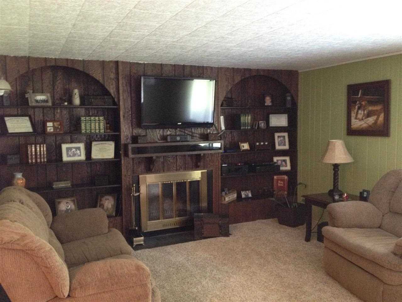 906 Lynwood Dr, Goshen, IN 46526 photo 19
