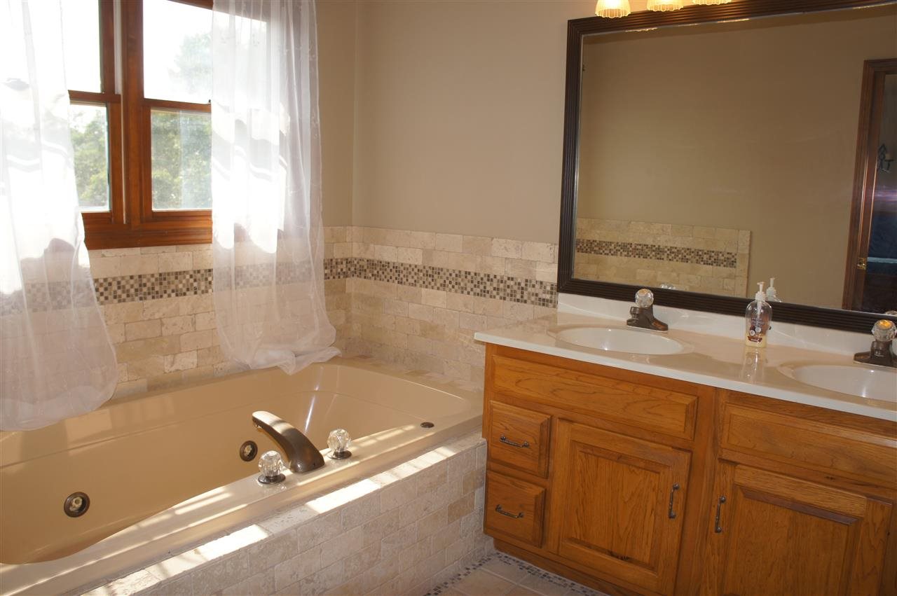 52838 Spring Mill Ct, Granger, IN 46530 photo 12