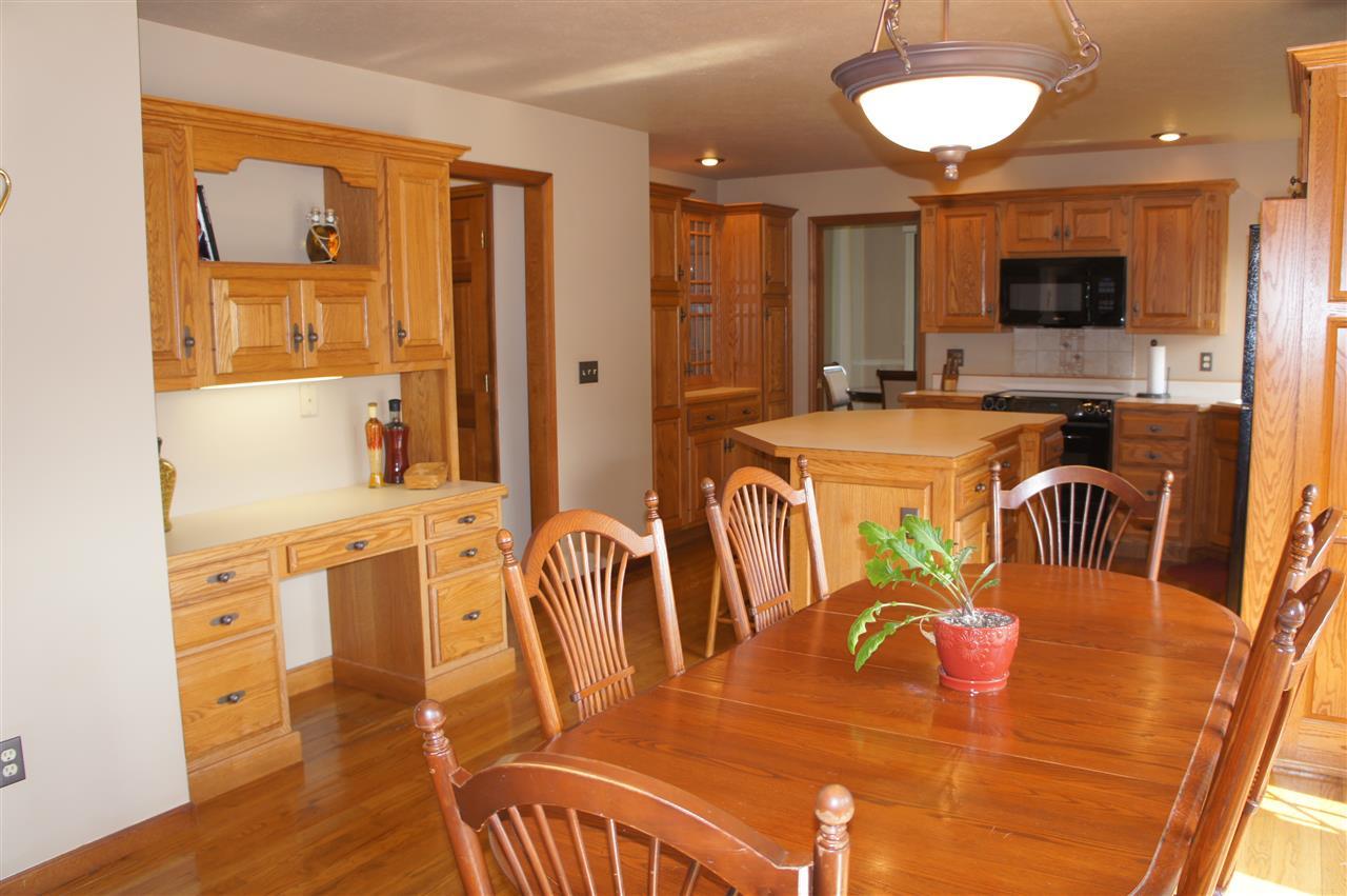 52838 Spring Mill Ct, Granger, IN 46530 photo 7