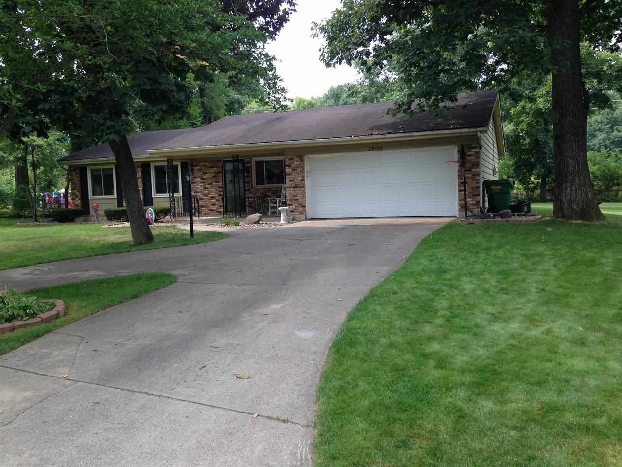 25132 Fair Oaks Dr, South Bend, IN 46614 photo 1