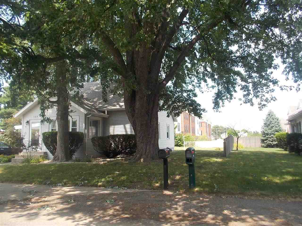 125 E Cripe St, South Bend, IN 46637 photo 2