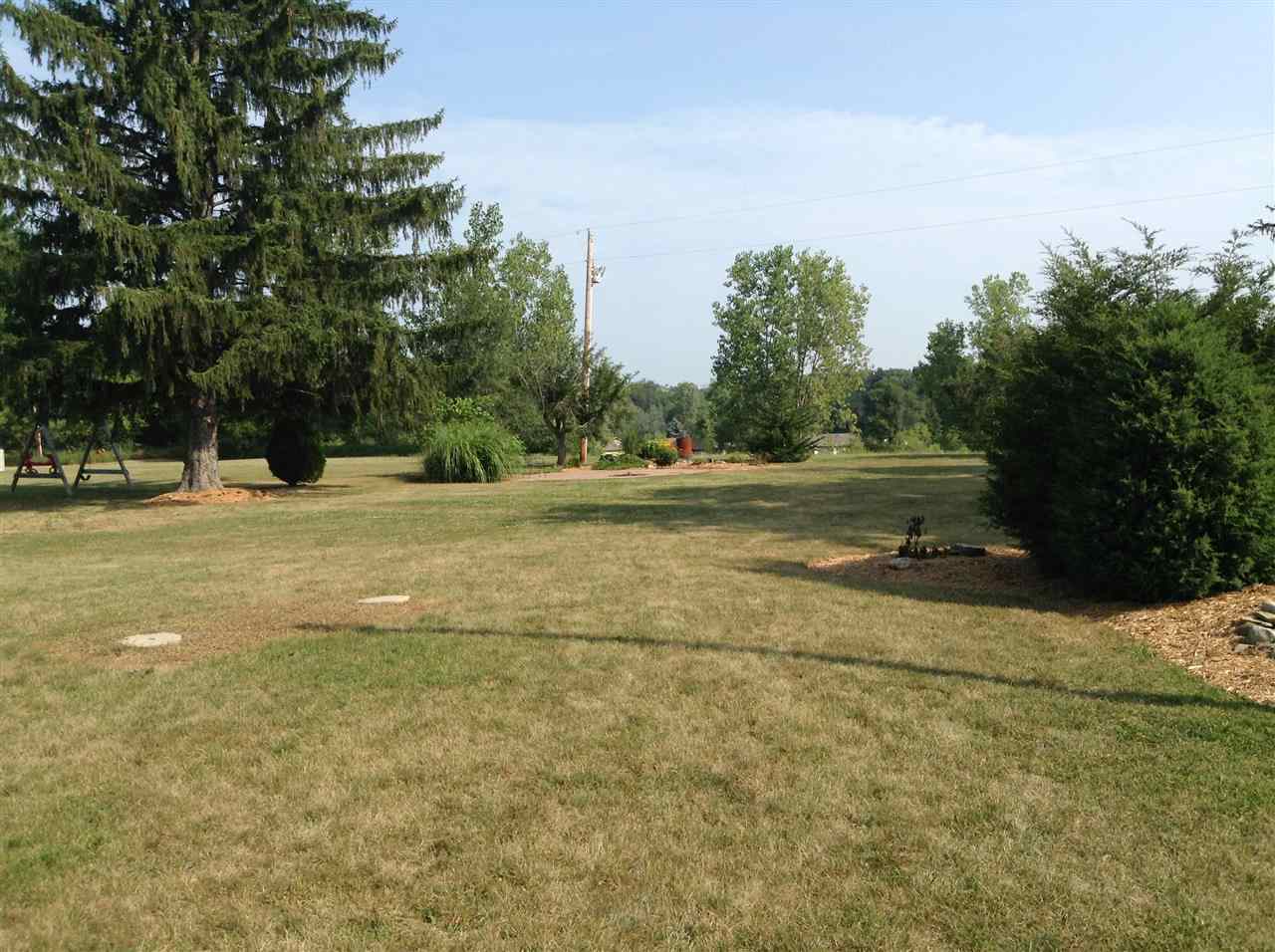 660 W Bellefontaine Rd, Pleasant Lake, IN 46779 photo 9