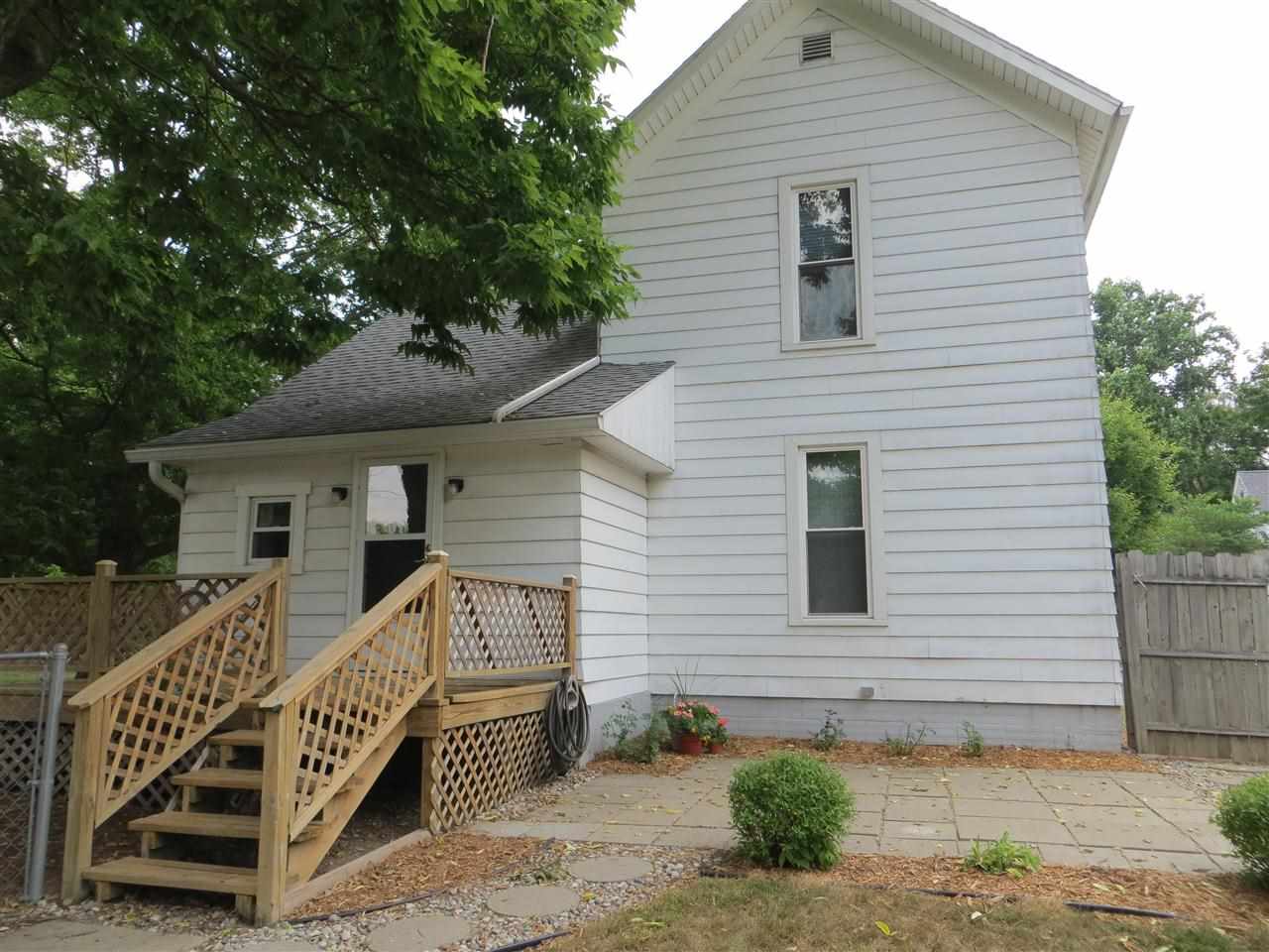 220 Newnam Ave, Kendallville, IN 46755 photo 3