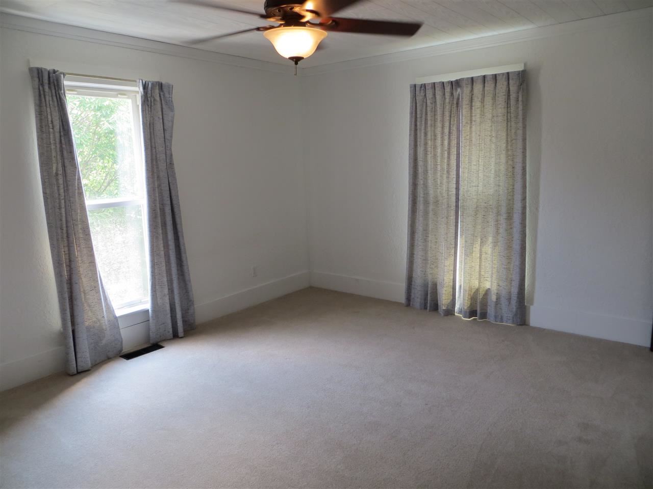 220 Newnam Ave, Kendallville, IN 46755 photo 12