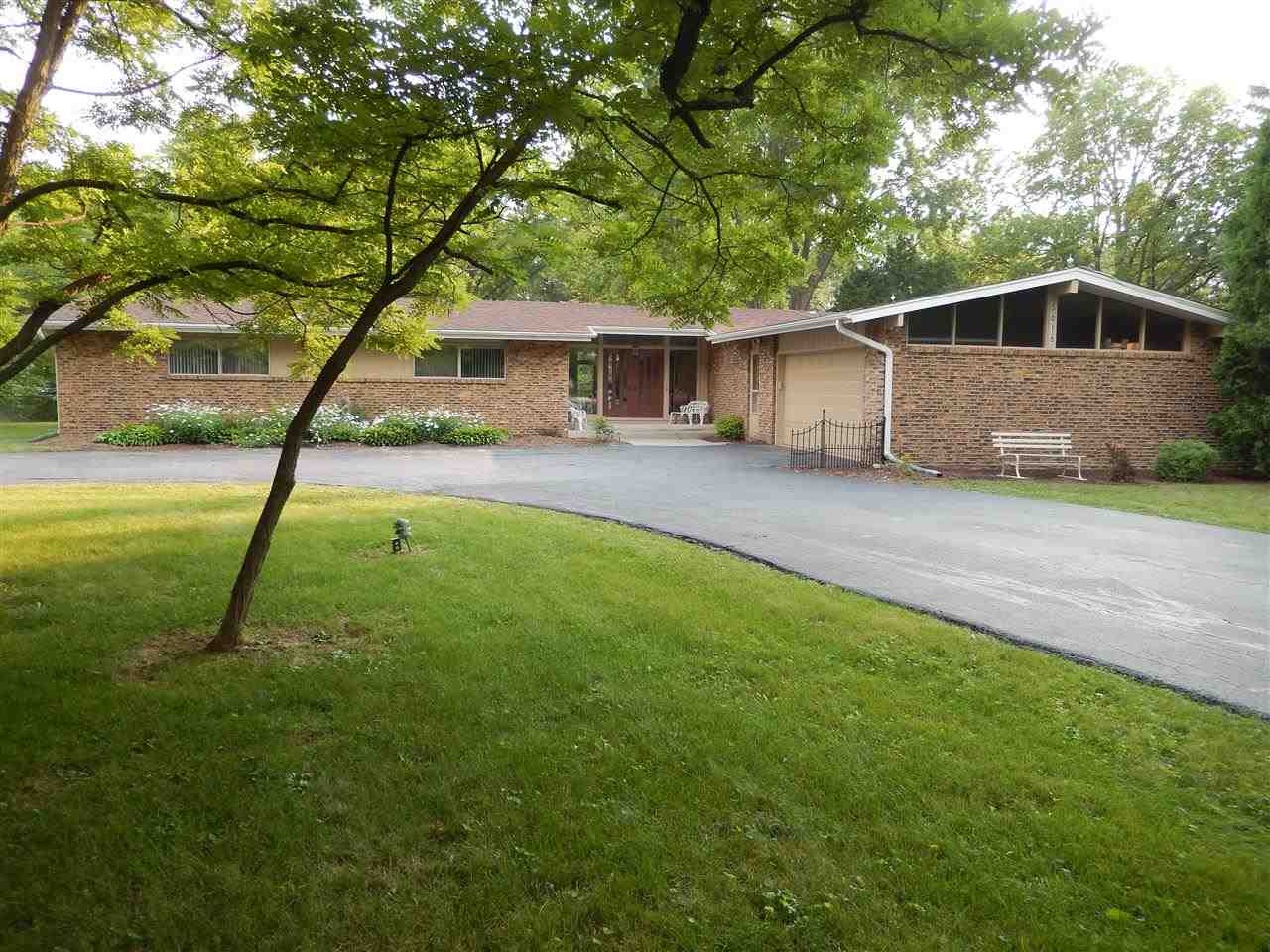 5616 Old Mill Rd, Fort Wayne, IN 46807 photo 1