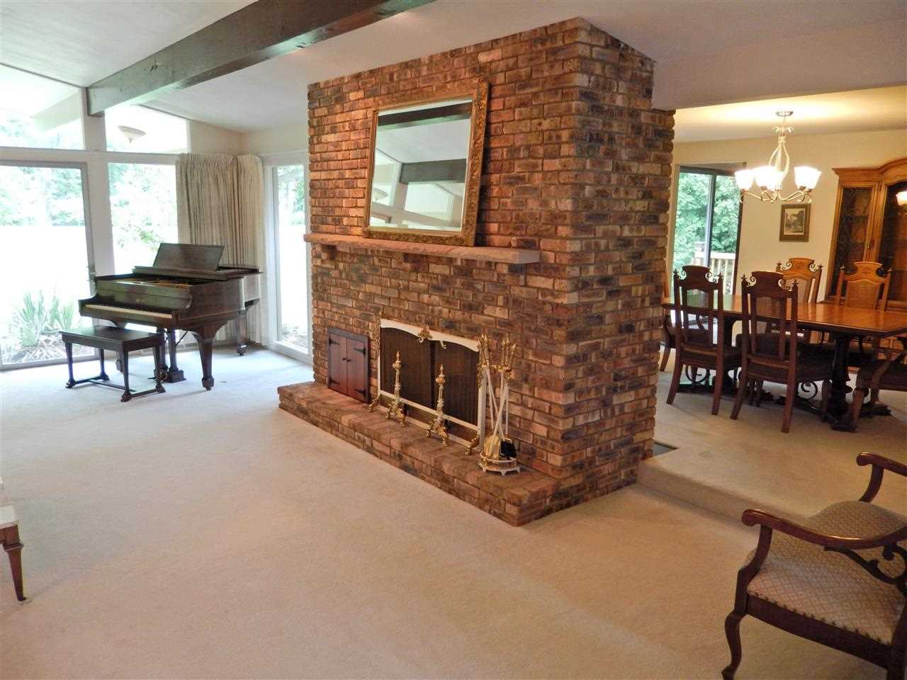 5616 Old Mill Rd, Fort Wayne, IN 46807 photo 4