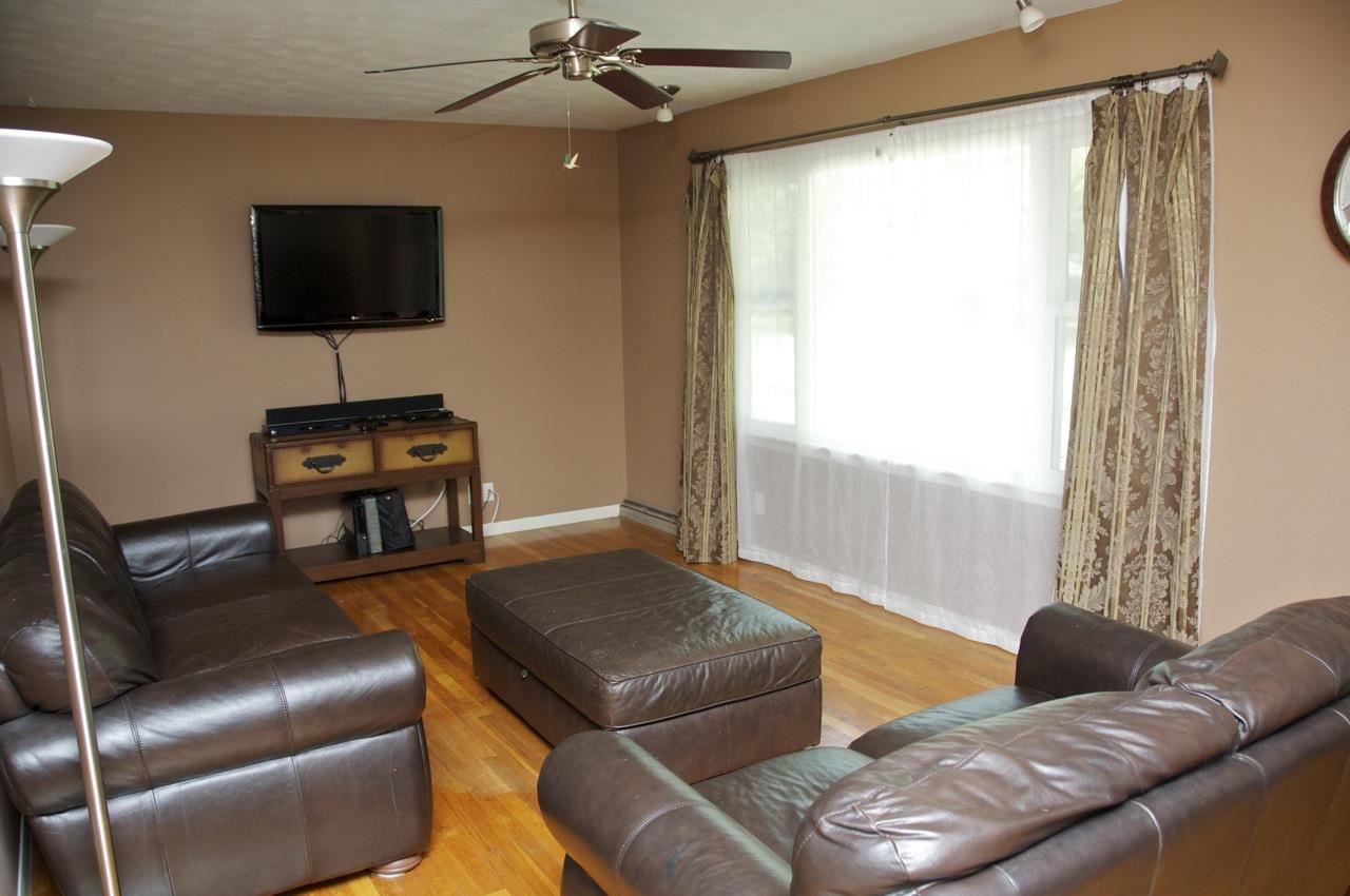 54617 Merry Dr, Elkhart, IN 46516 photo 3