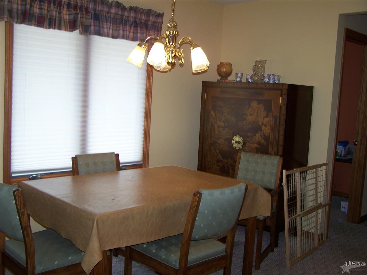 1650 Fairway Dr, Decatur, IN 46733 photo 4