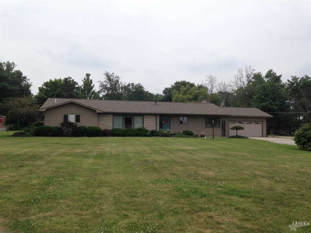 4900 E State Road 124, Bluffton, IN 46714 photo 1