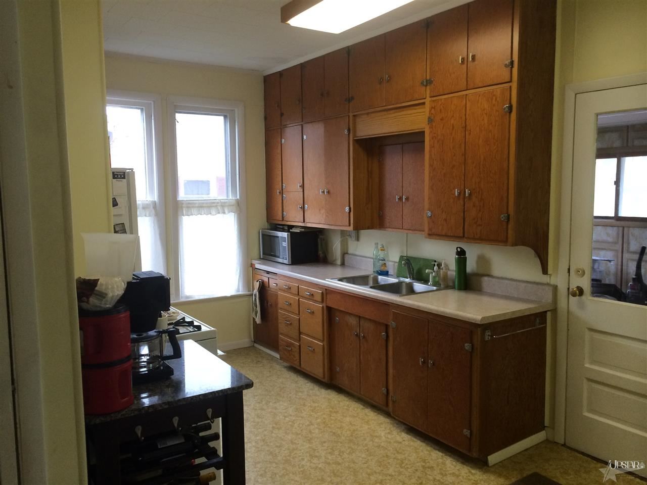 517 Etna Ave, Huntington, IN 46750 photo 3