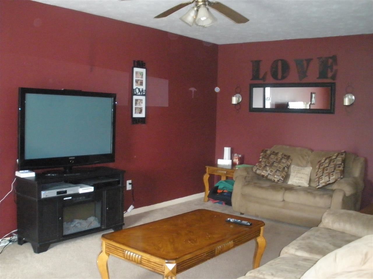 623 E South St, Bremen, IN 46506 photo 7