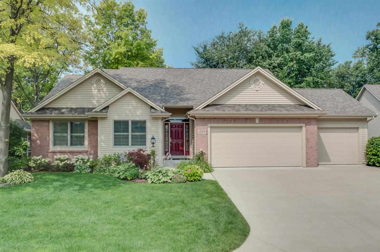 1209 Dahlia Ct, Mishawaka, IN 46545 photo 1