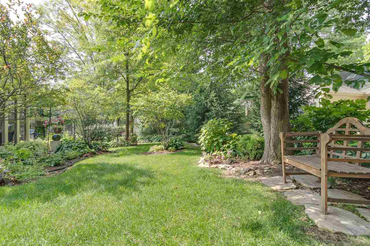 1209 Dahlia Ct, Mishawaka, IN 46545 photo 27