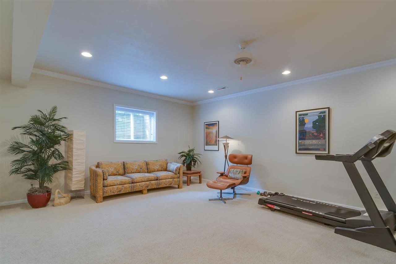 1209 Dahlia Ct, Mishawaka, IN 46545 photo 23