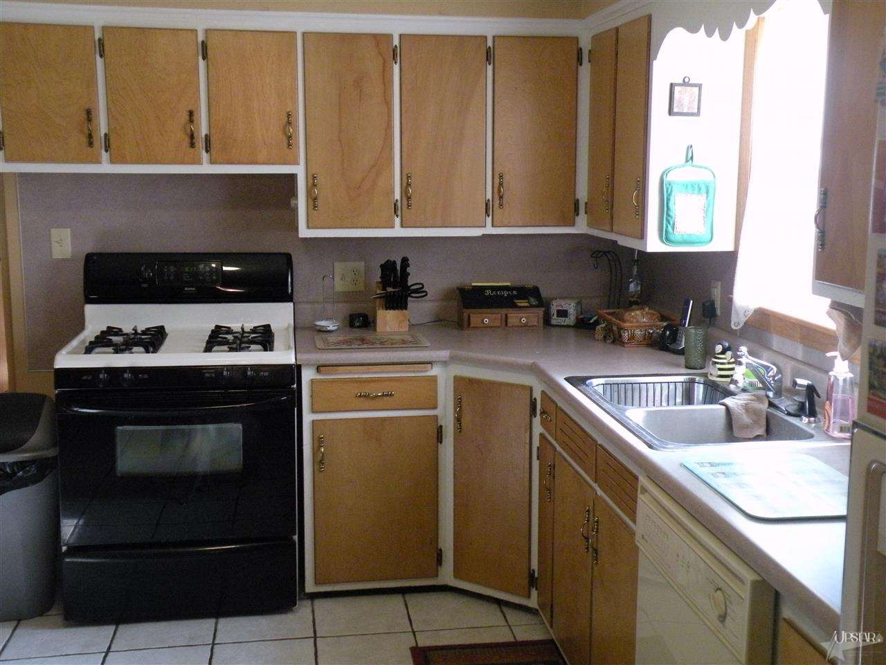 2817 Leesmoor Ln, Fort Wayne, IN 46808 photo 8