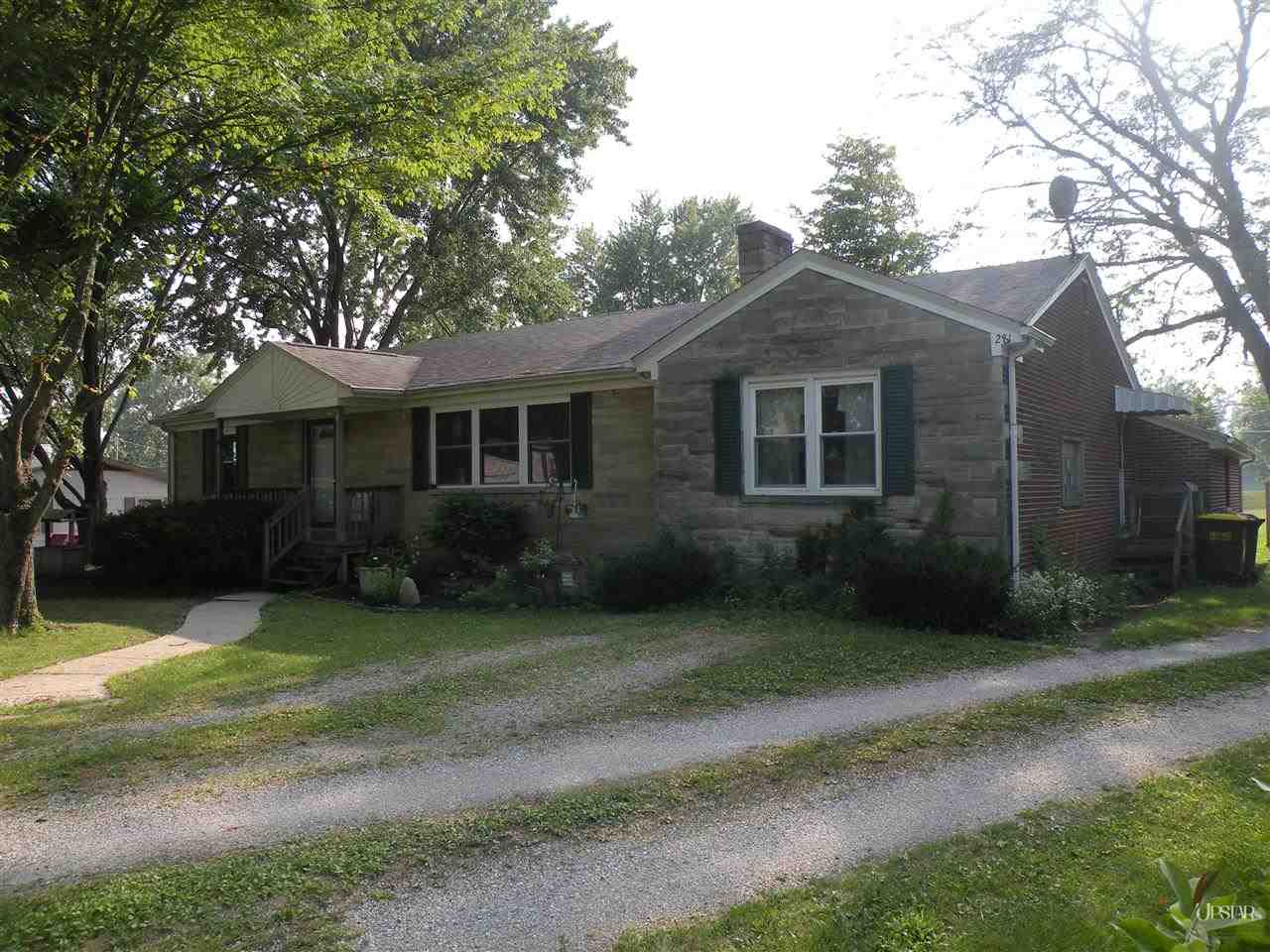 2817 Leesmoor Ln, Fort Wayne, IN 46808 photo 1