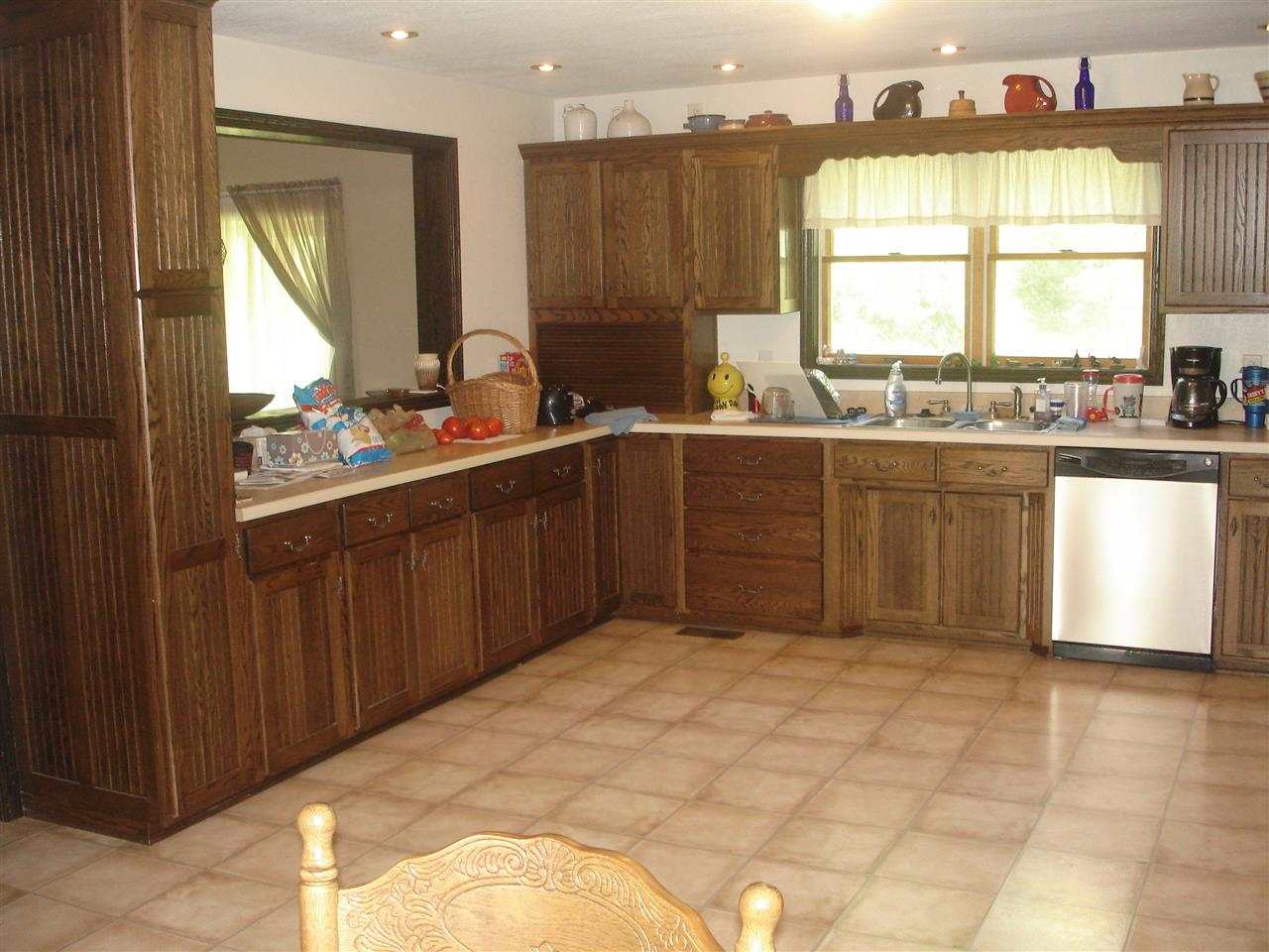 12488 N 1375 E, Odon, IN 47562 photo 5