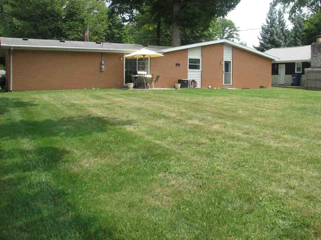 2313 S Evan Park Dr, Yorktown, IN 47396 photo 2