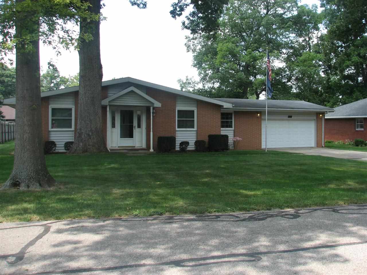 2313 S Evan Park Dr, Yorktown, IN 47396 photo 1