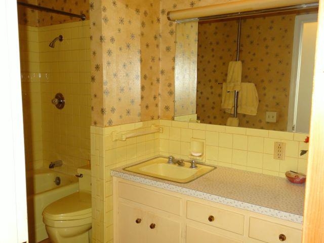 4523 Fellows St, South Bend, IN 46614 photo 25