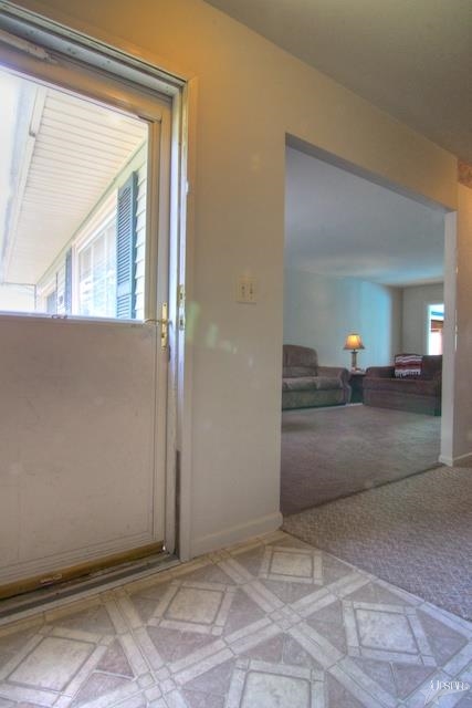1304 Edenton Dr, Fort Wayne, IN 46804 photo 2