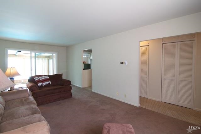 1304 Edenton Dr, Fort Wayne, IN 46804 photo 3