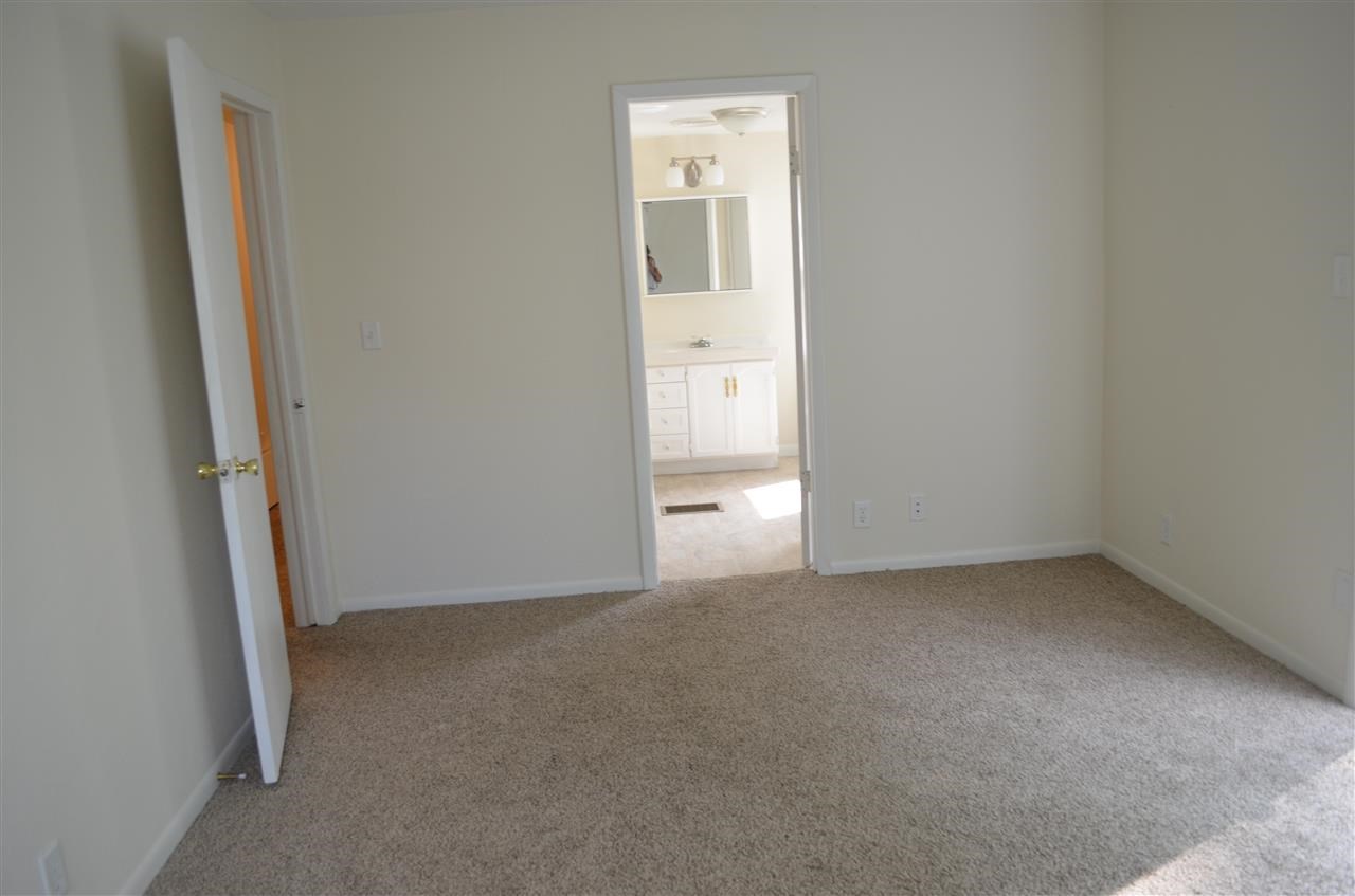 56661 Crescent Dr, Osceola, IN 46561 photo 13