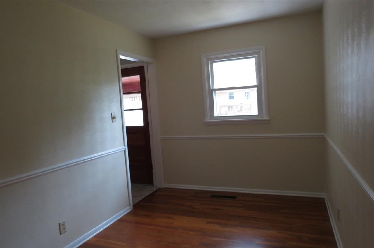 3918 Brentwood Dr, South Bend, IN 46628 photo 5