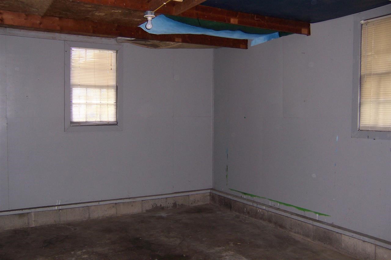 405 N First St, Pierceton, IN 46562 photo 15