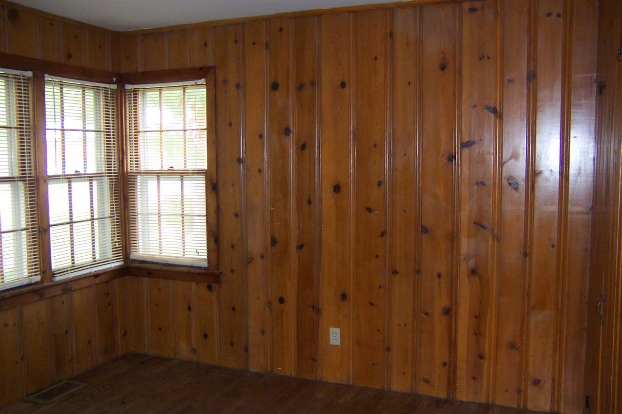 405 N First St, Pierceton, IN 46562 photo 9