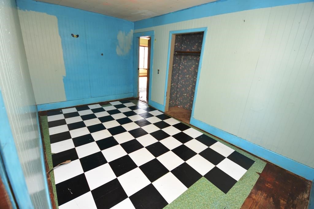 600 W Freeman St, Frankfort, IN 46041 photo 11