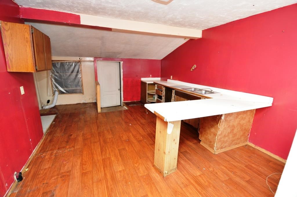 600 W Freeman St, Frankfort, IN 46041 photo 4