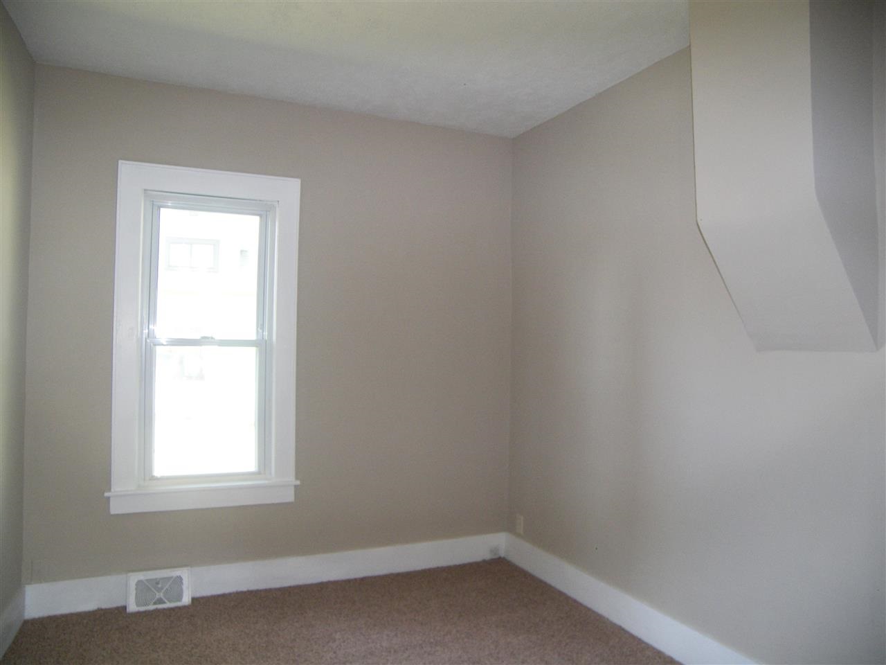 713 W Winona Ave, Warsaw, IN 46580 photo 22
