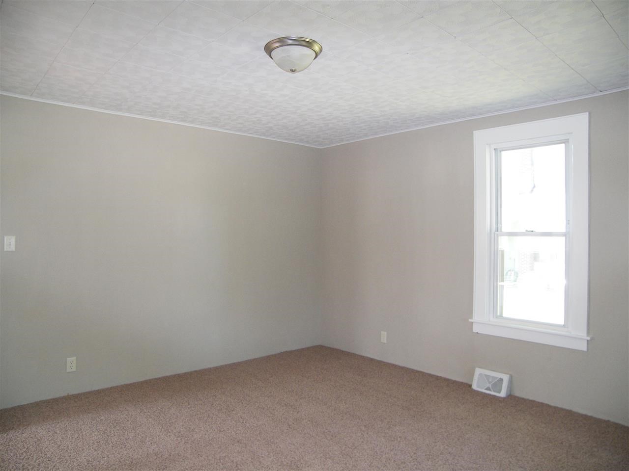 713 W Winona Ave, Warsaw, IN 46580 photo 11