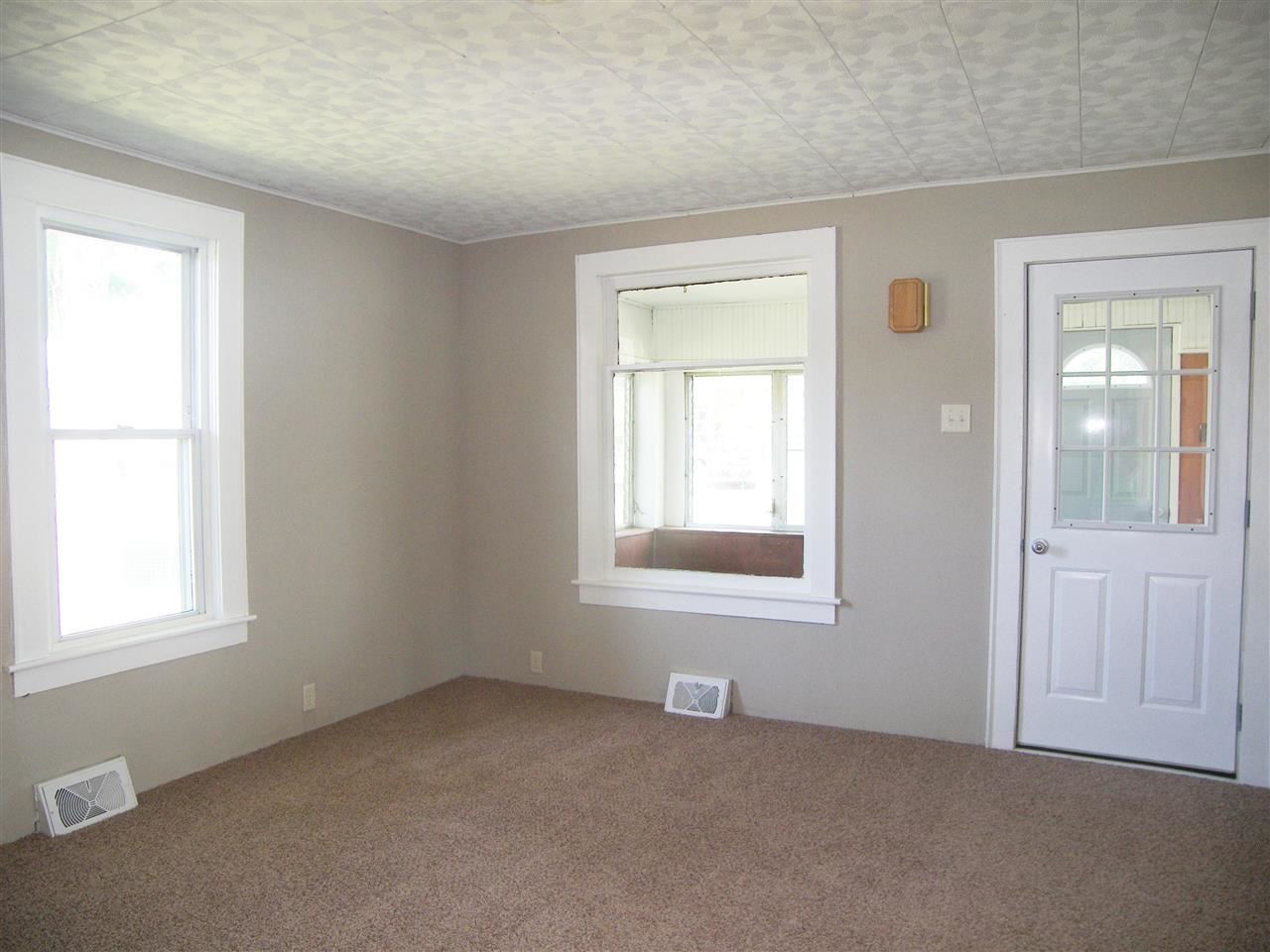 713 W Winona Ave, Warsaw, IN 46580 photo 8