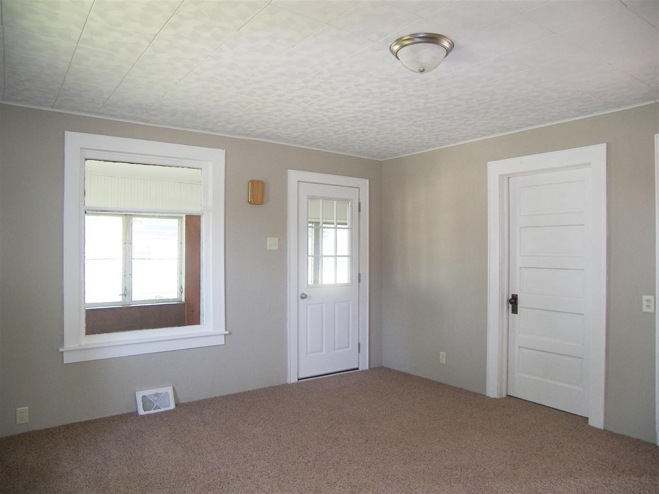 713 W Winona Ave, Warsaw, IN 46580 photo 9