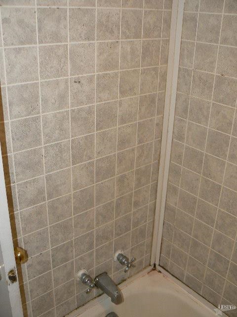 2425 Springfield Ave, Fort Wayne, IN 46805 photo 12