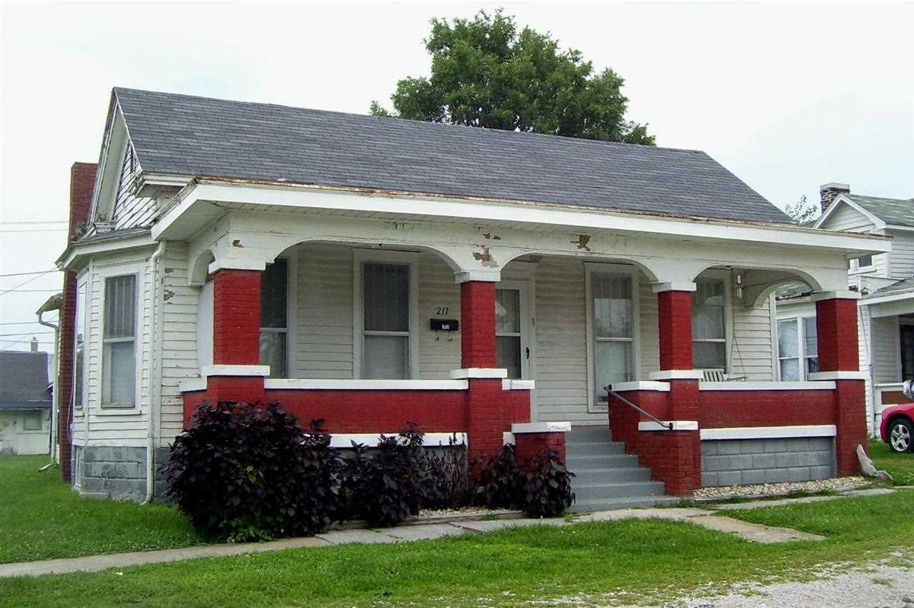 211 Main St, Mitchell, IN 47446 photo 1
