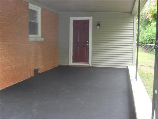 523 E Madison Ave, Chandler, IN 47610 photo 13