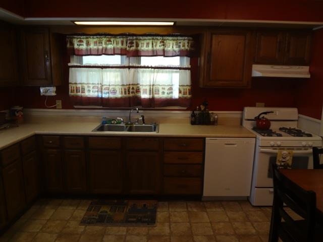 342 E Maple St, Wabash, IN 46992 photo 9