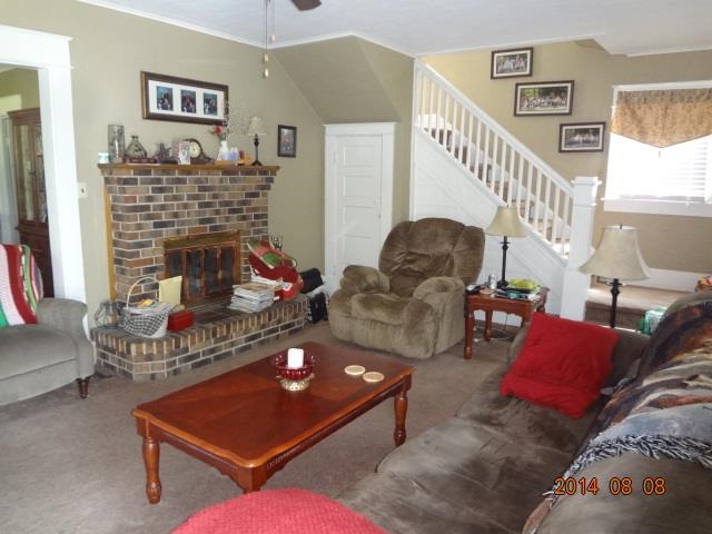 342 E Maple St, Wabash, IN 46992 photo 4