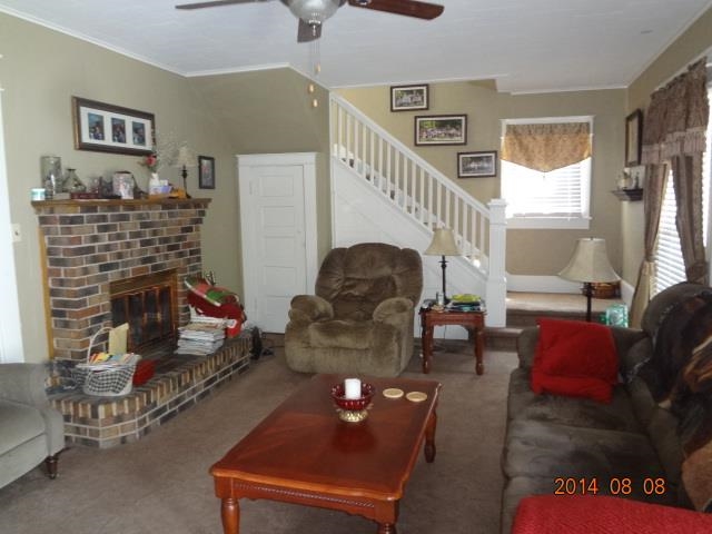 342 E Maple St, Wabash, IN 46992 photo 3