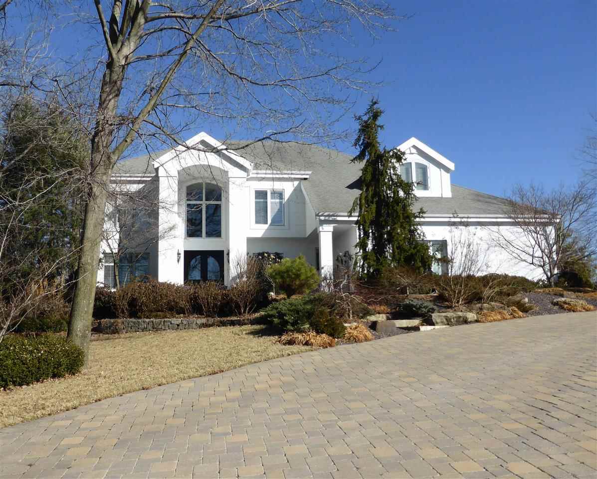 2030 Cobblestone Rd, Jasper, IN 47546 photo 1