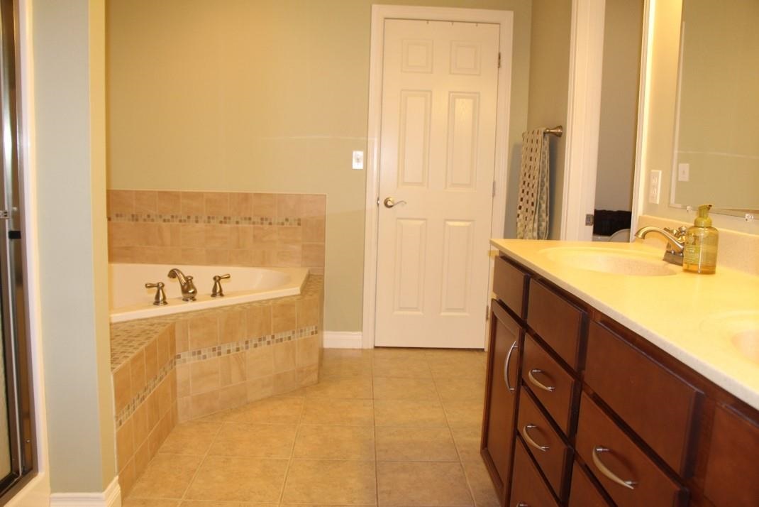 4198 W Beringer Dr, Jasper, IN 47546 photo 9